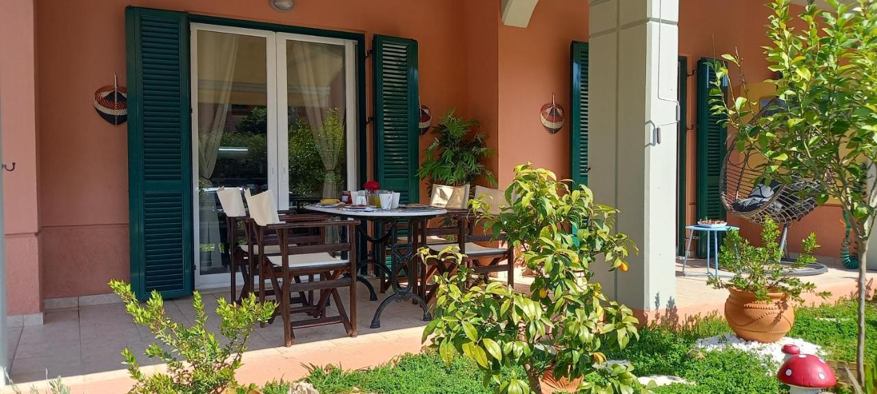 Adi'S Apartment On The Beach บาร์บาตี ภายนอก รูปภาพ